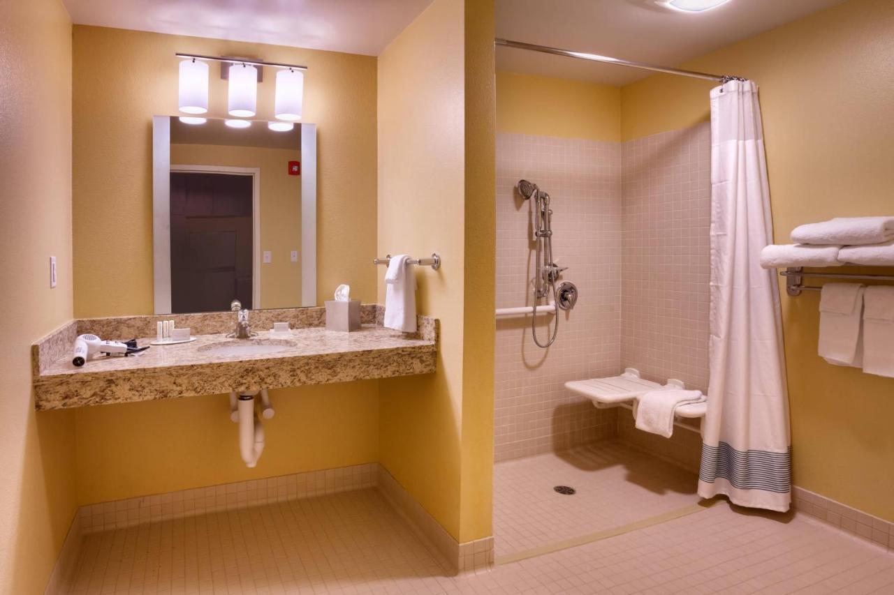 Towneplace Suites By Marriott Dickinson Eksteriør bilde