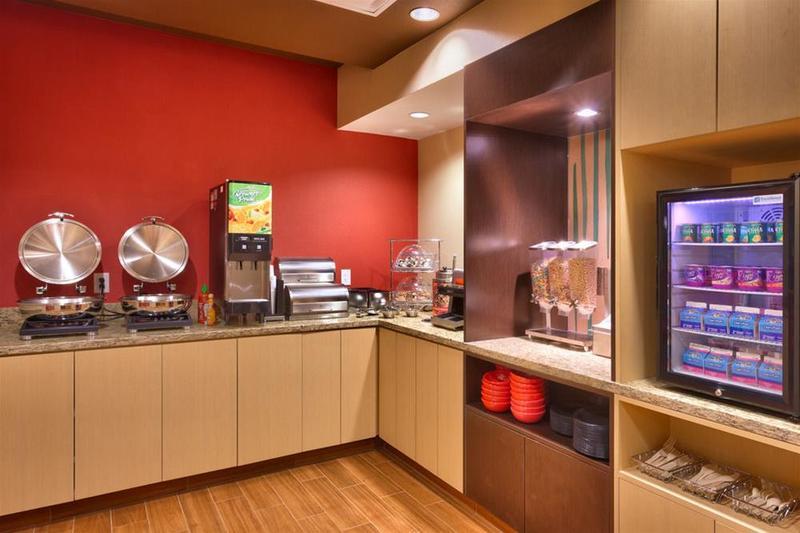 Towneplace Suites By Marriott Dickinson Eksteriør bilde