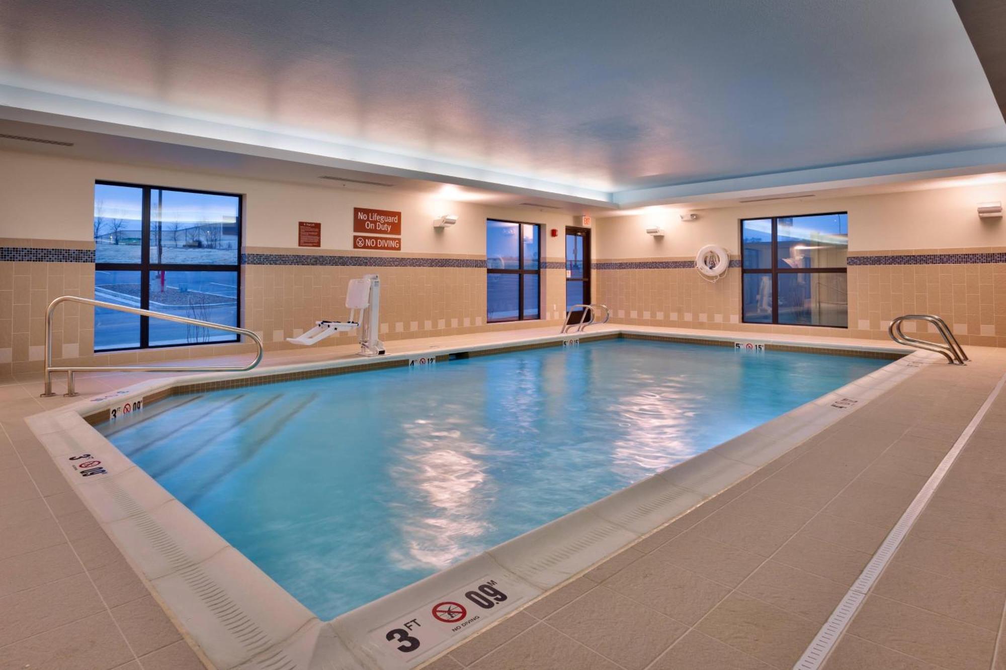 Towneplace Suites By Marriott Dickinson Eksteriør bilde